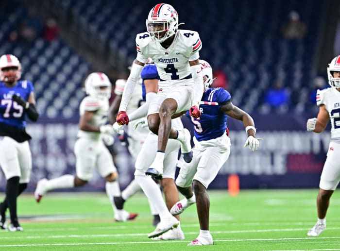 atascocita lamar football texas high school playoff regional semifinal tom dendy 2023 TIM_9493